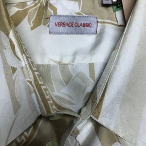 Men’s Versace Classic silk shirt.